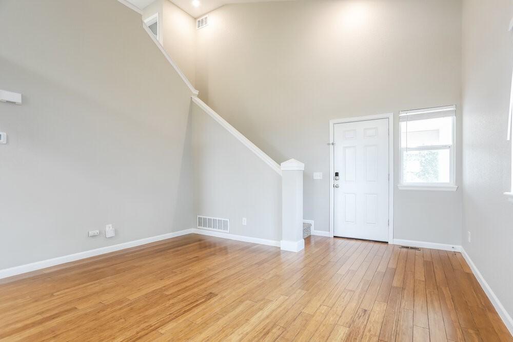 17028 Foxton Dr - Photo 5 of 18