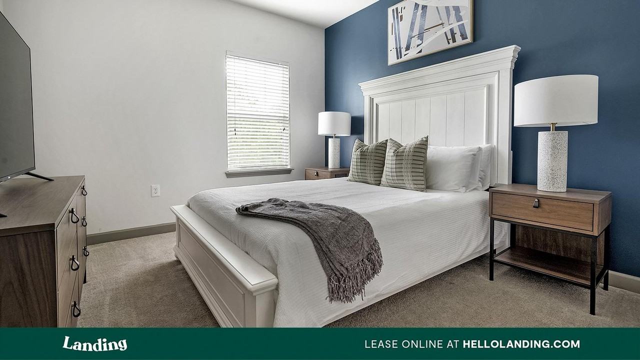 11010 Northlake Landing Dr - Photo 6 of 50