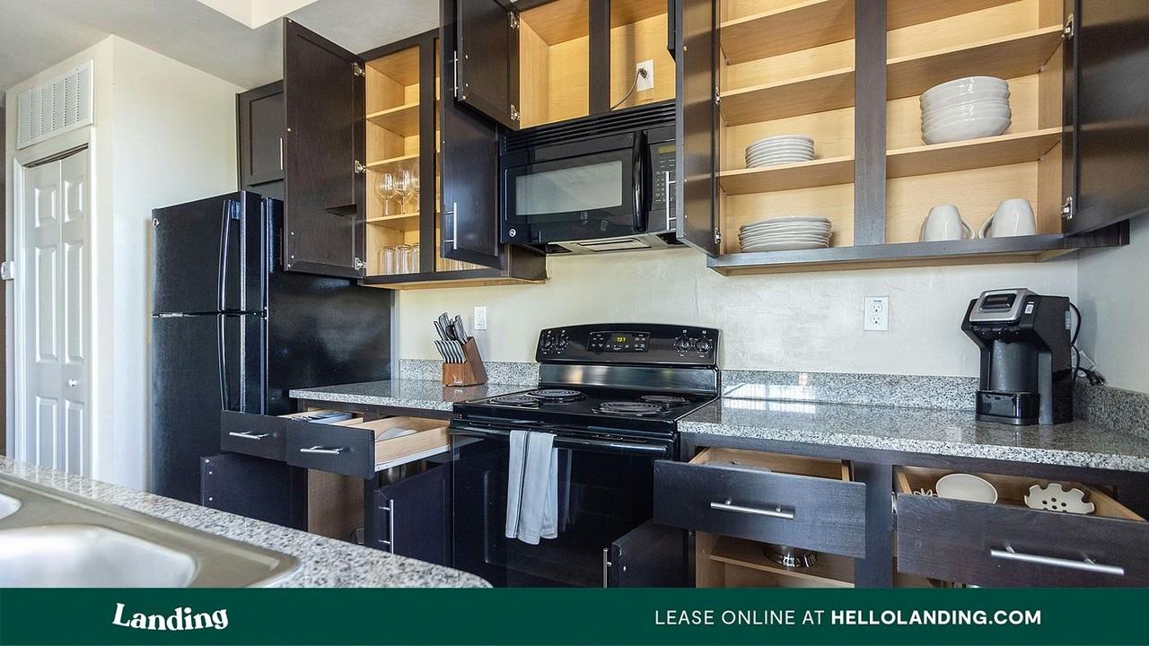 4590 Winkler Ave. - Photo 3 of 50