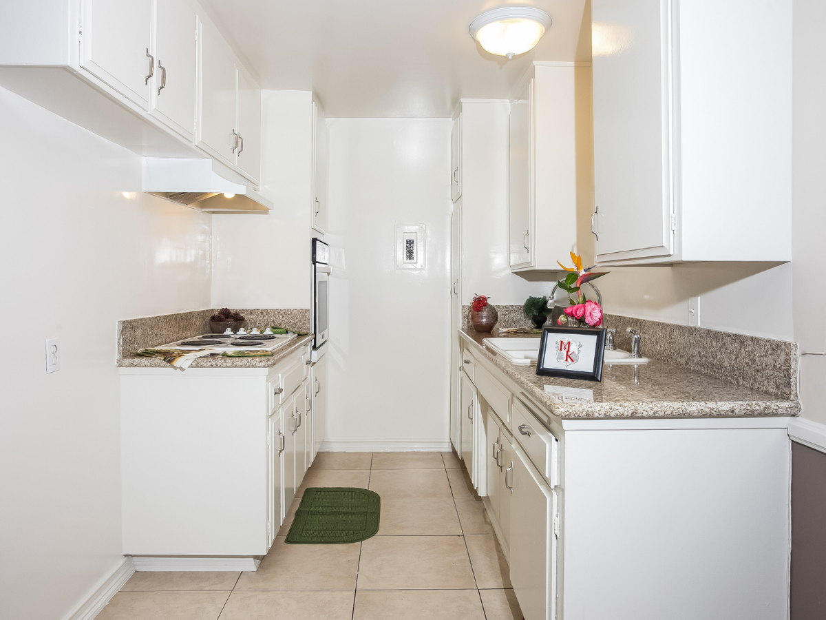 85 N Holliston Ave #3 - Photo 7 of 12