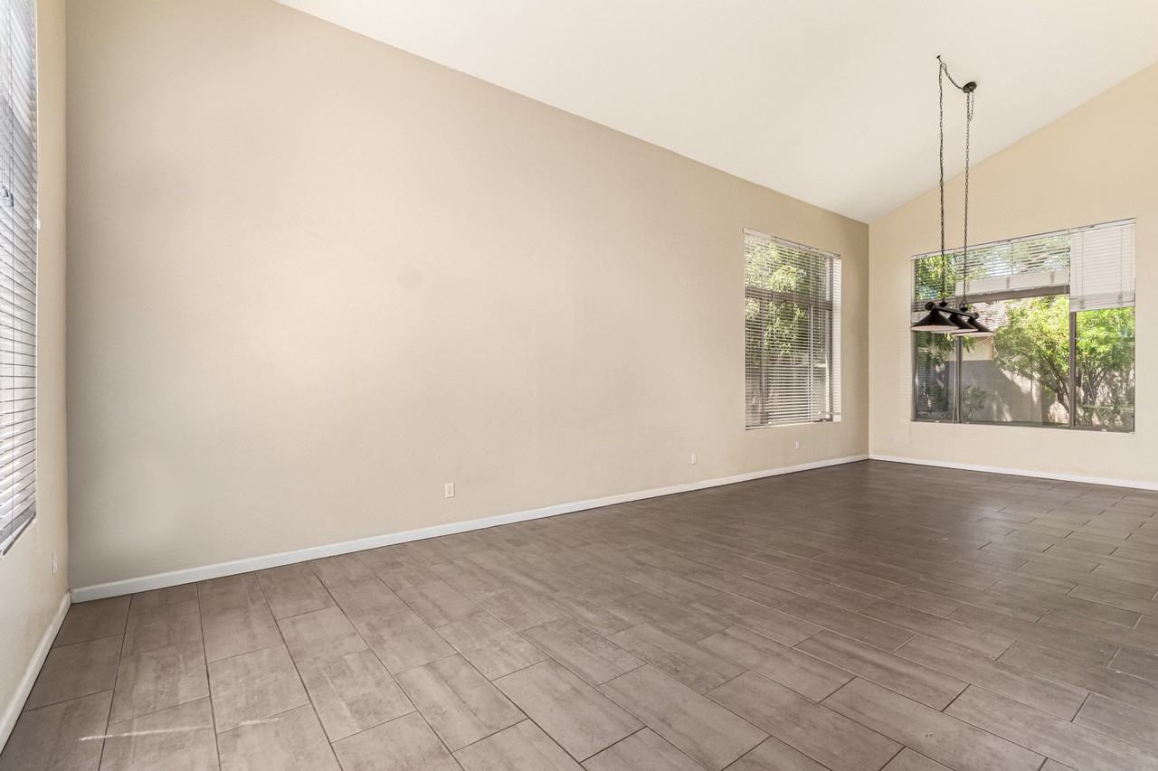 6804 West Lone Cactus Drive - Photo 6 of 49