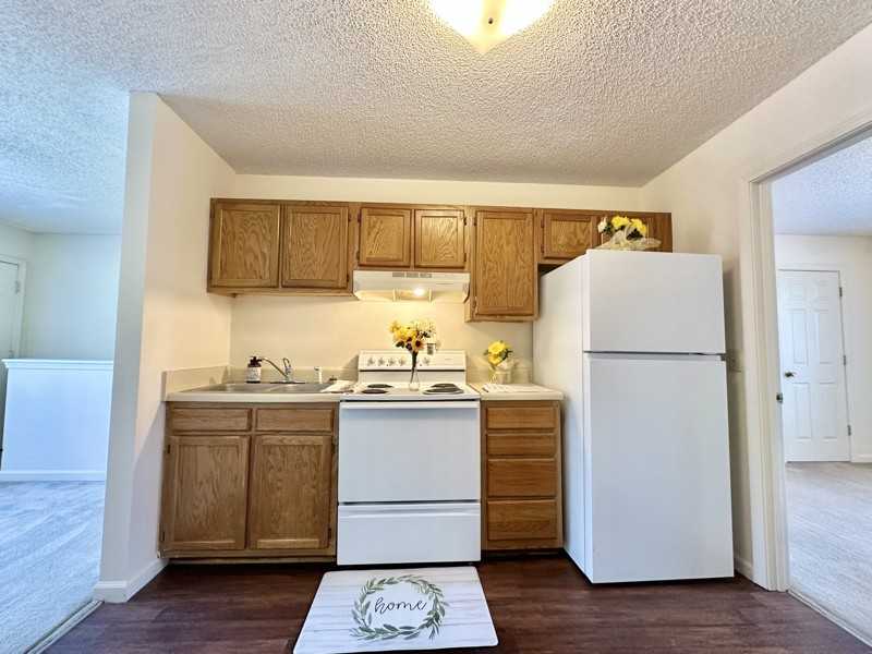 805 Old Gray Station Rd #B - Photo 4 of 10