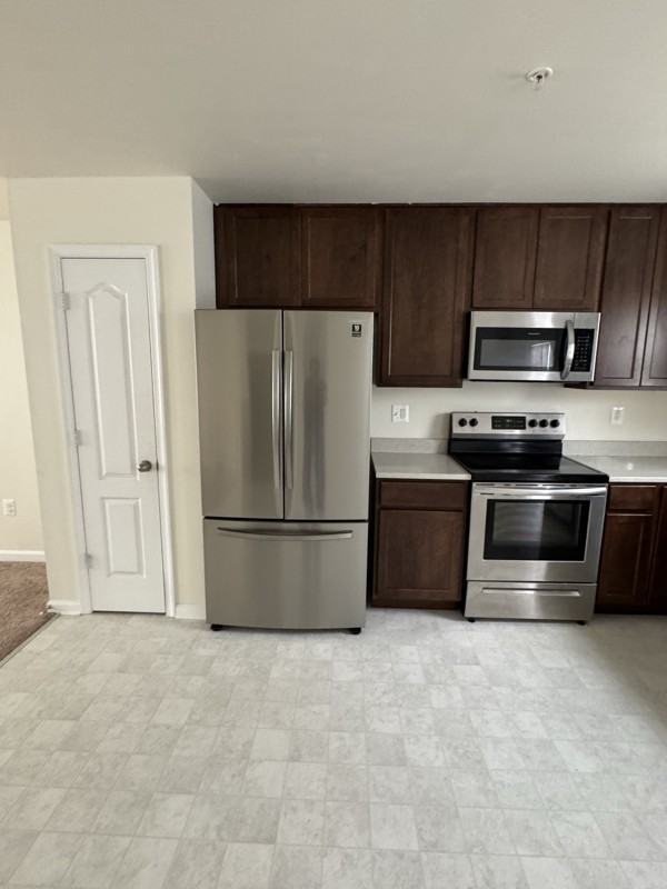 71 Grant St - Photo 3 of 20