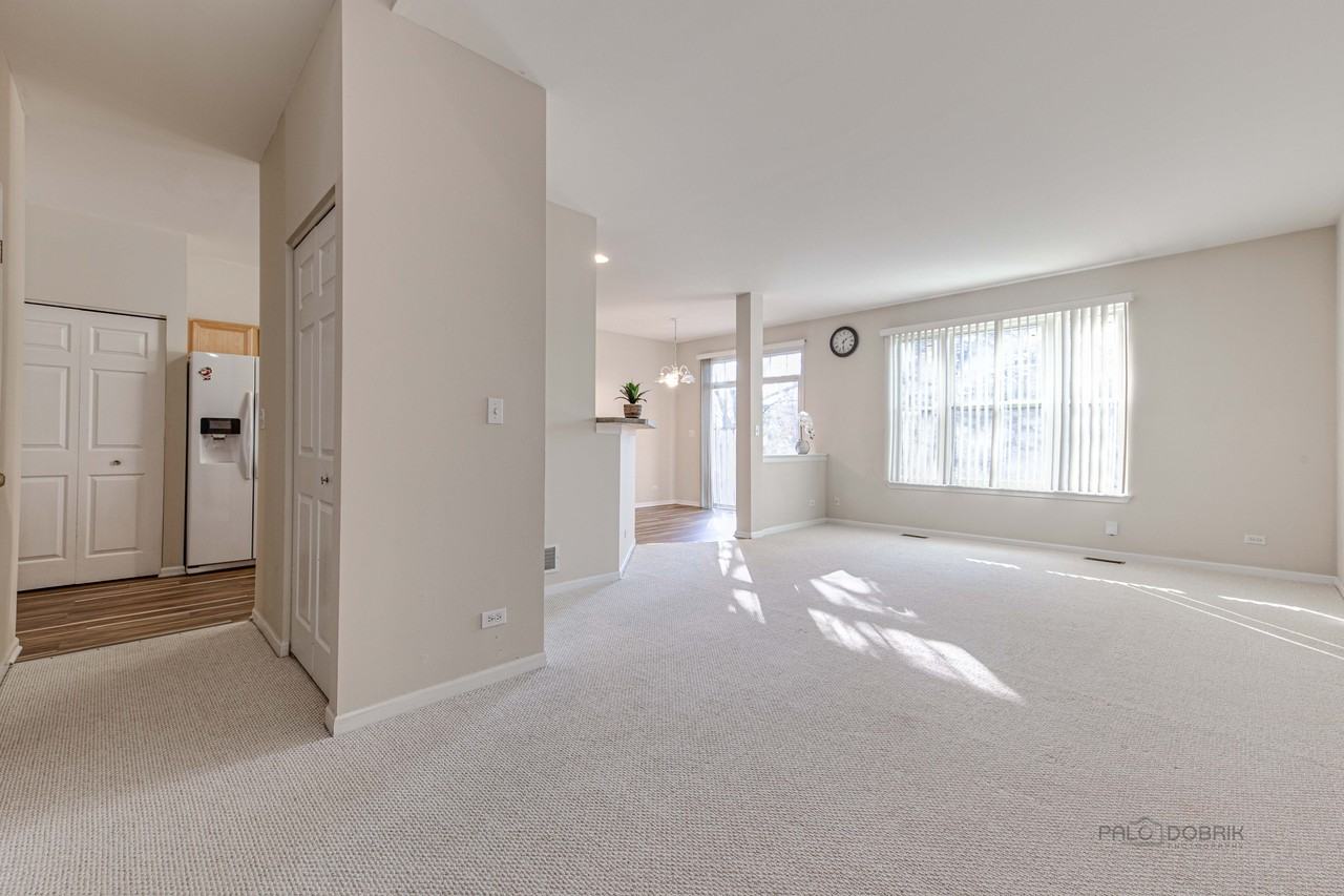 348 Pine Lake Circle - Photo 2 of 11
