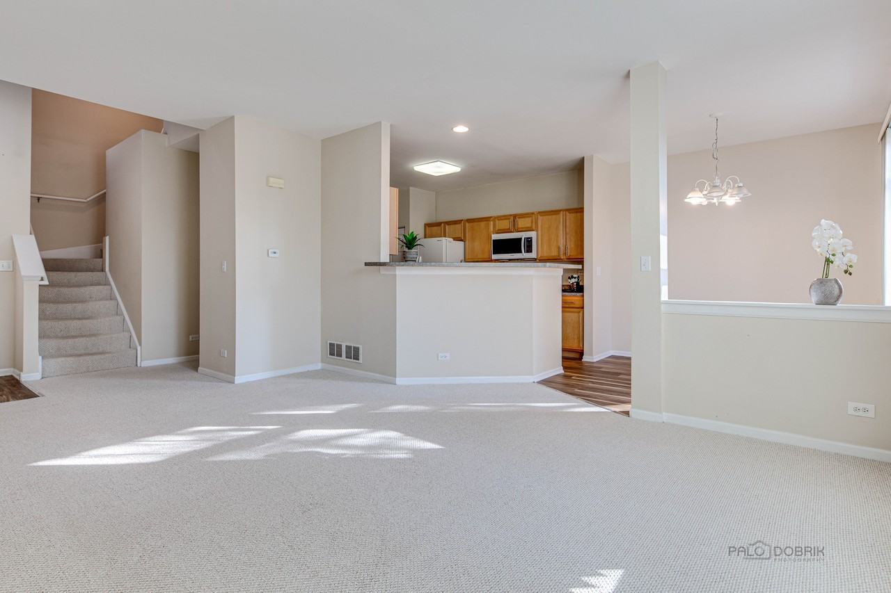 348 Pine Lake Circle - Photo 3 of 11