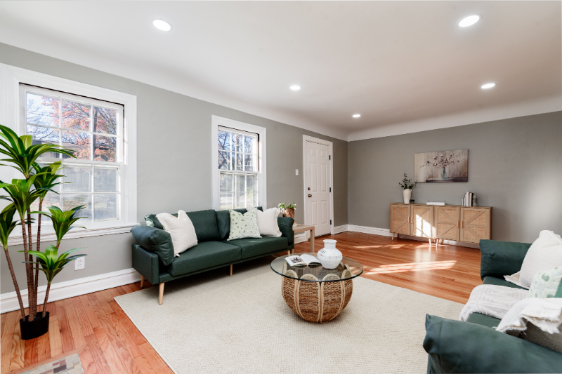 554 S Clay Ave - Photo 3 of 17