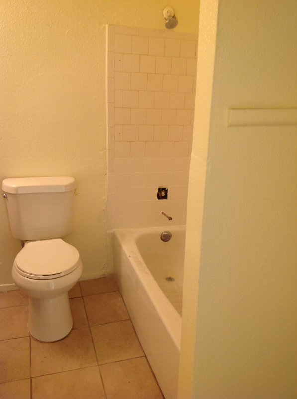 11111 Baywood St #3 - Photo 3 of 10