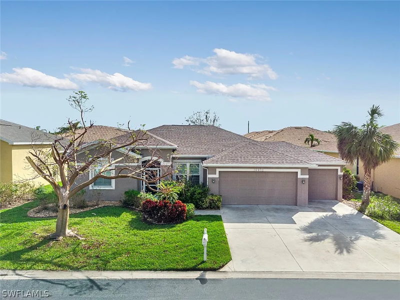 16901 Colony Lakes Blvd - Photo 2 of 14