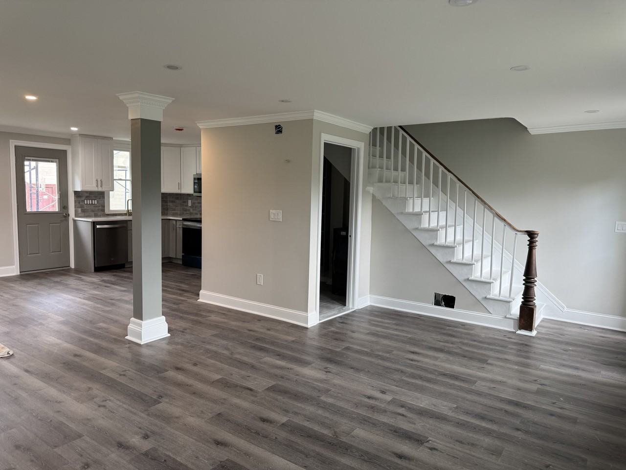 1484 East St N #A - Photo 5 of 12