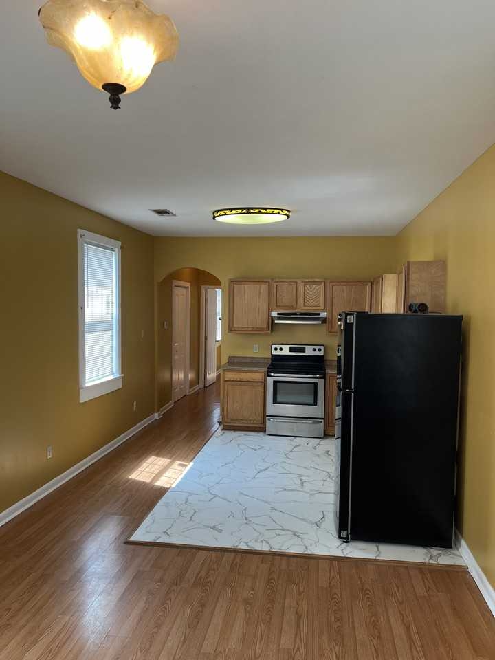 2500 Clover St #NA - Photo 5 of 8