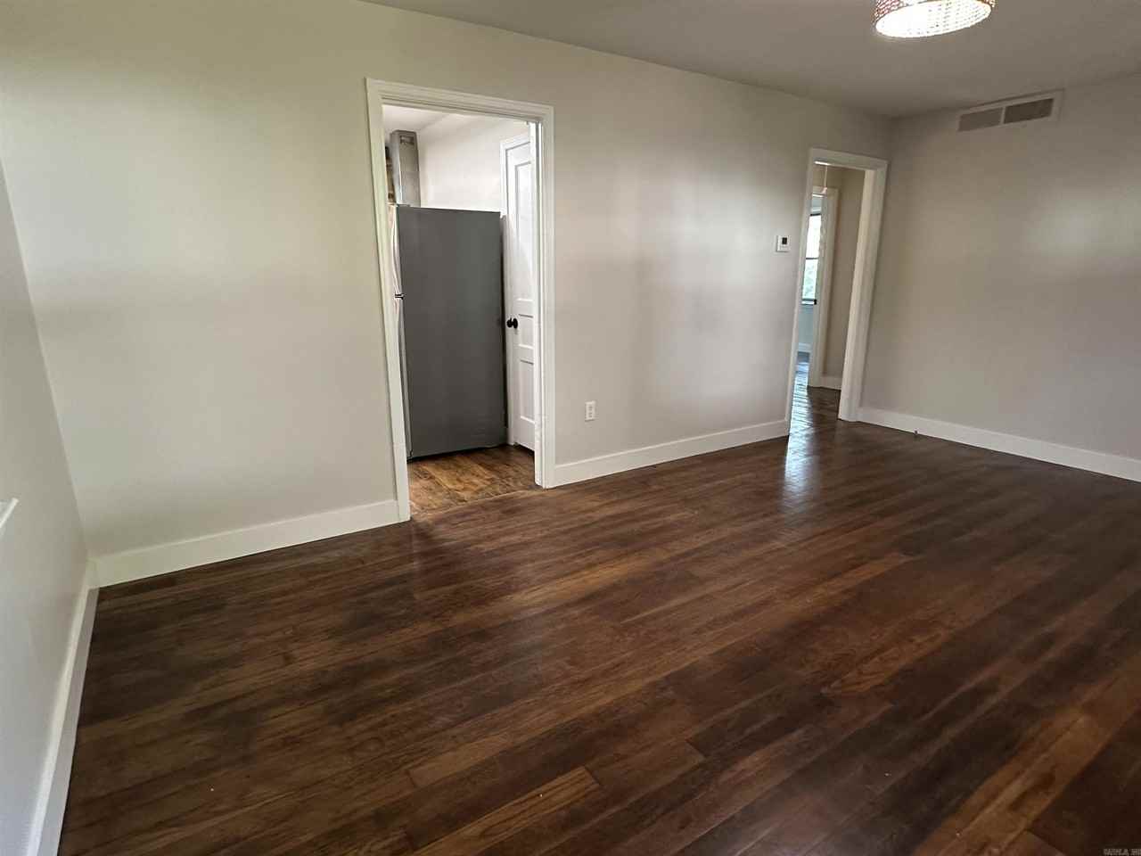 2119 S Harrison St - Photo 4 of 32