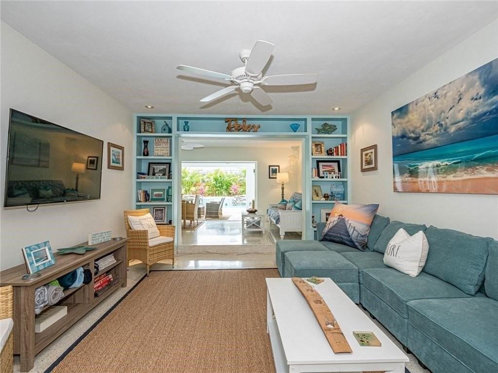 912 Jasmine Ln - Photo 6 of 33