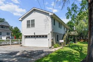 13 Meadowbrook Ave - Photo 1 of 1