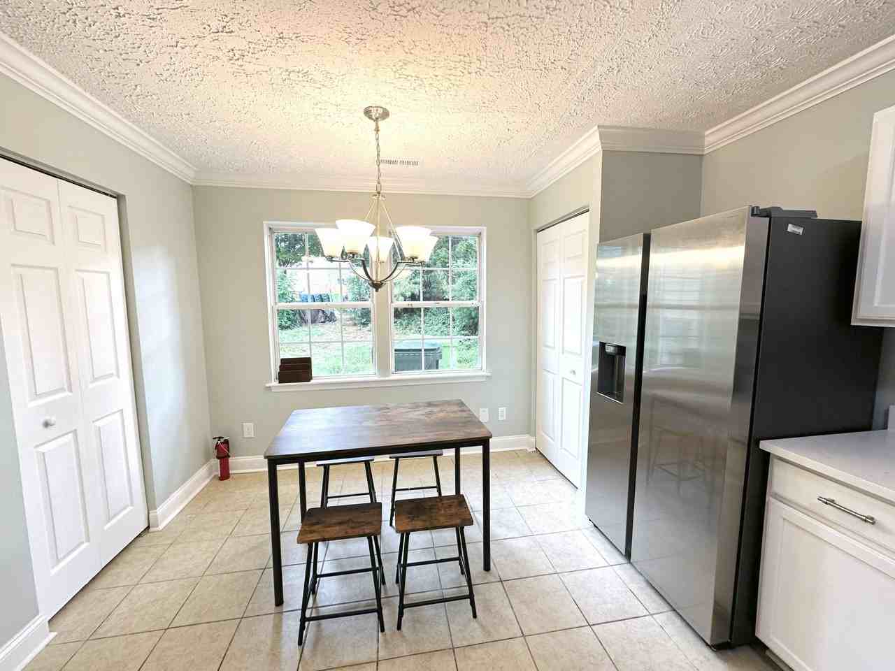 Elkpark Dr - Photo 2 of 9