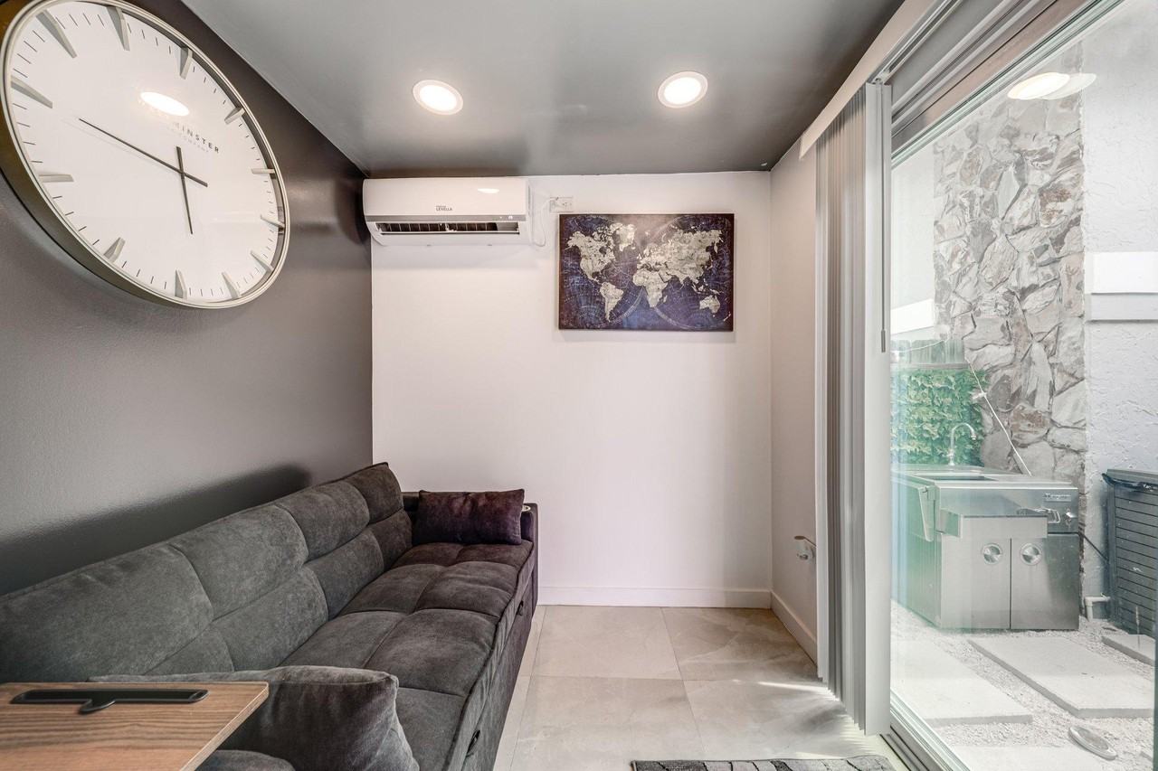 Sw 58th Ave - Photo 2 of 19