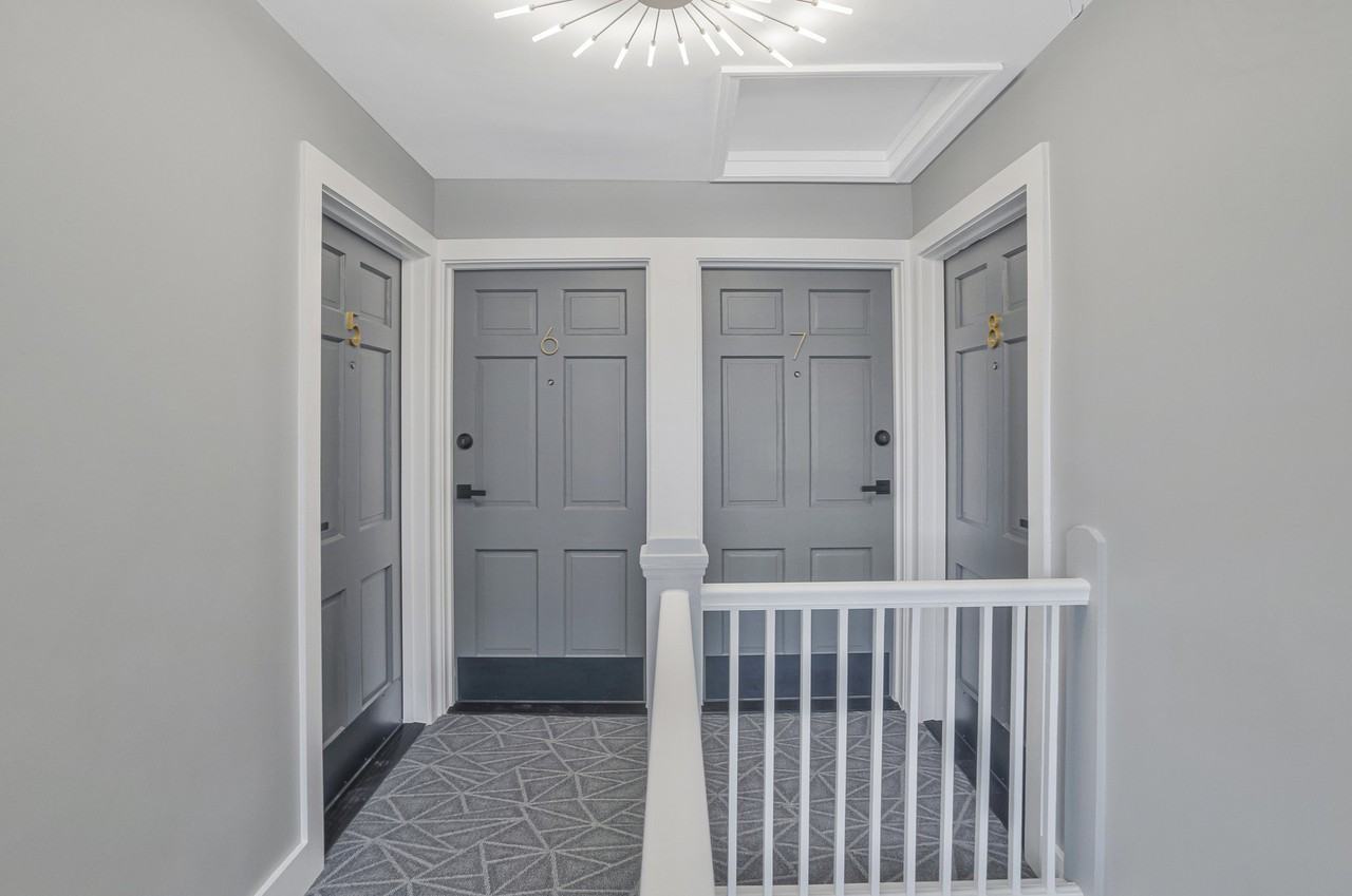 1217 N Kensington St #4 - Photo 6 of 49