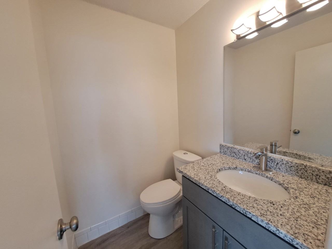 Corinthian Apartments - Photo 3 of 50