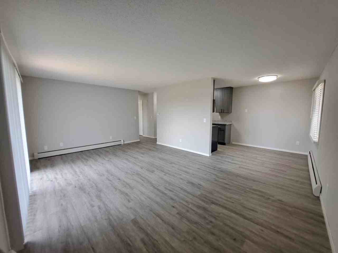 Corinthian Apartments - Photo 7 of 50