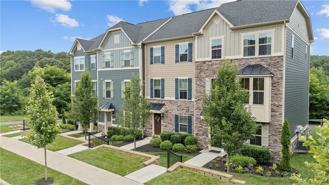483 Fairmont Dr - Photo 1 of 1