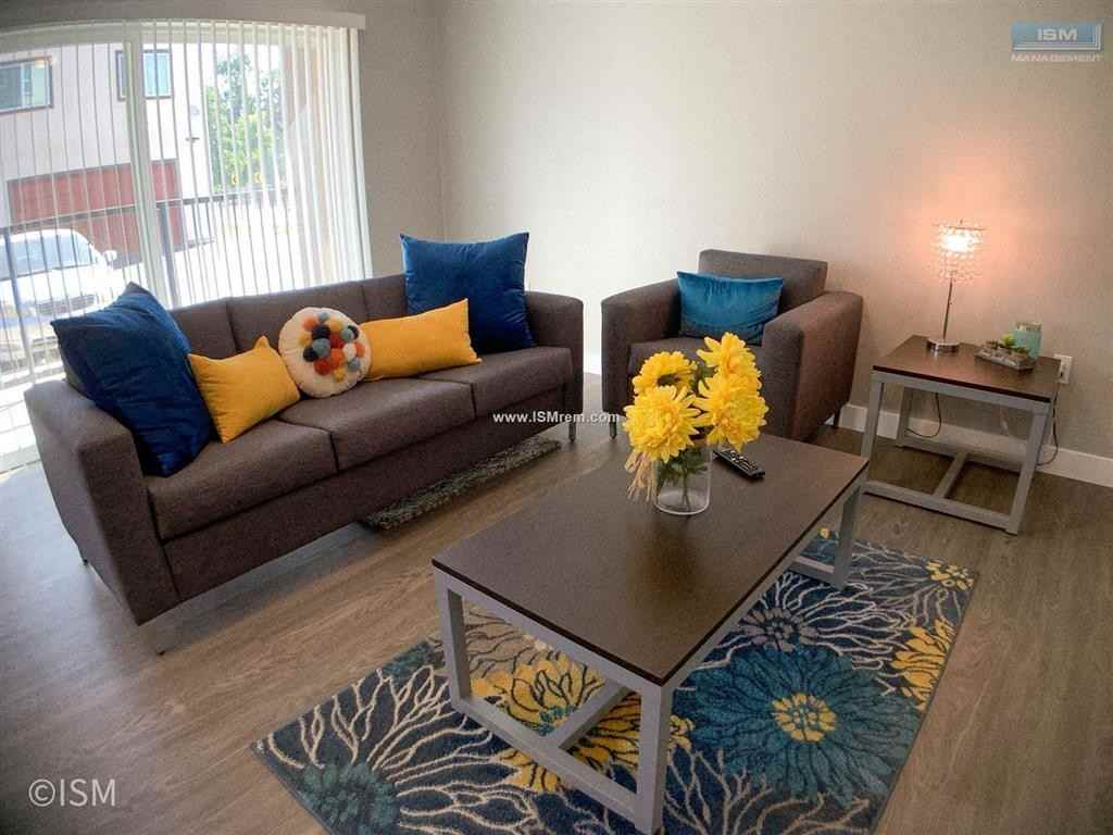 The Edge - Photo 5 of 18