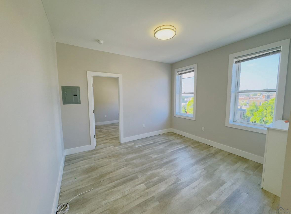 3719 Kennedy Blvd - Photo 3 of 6