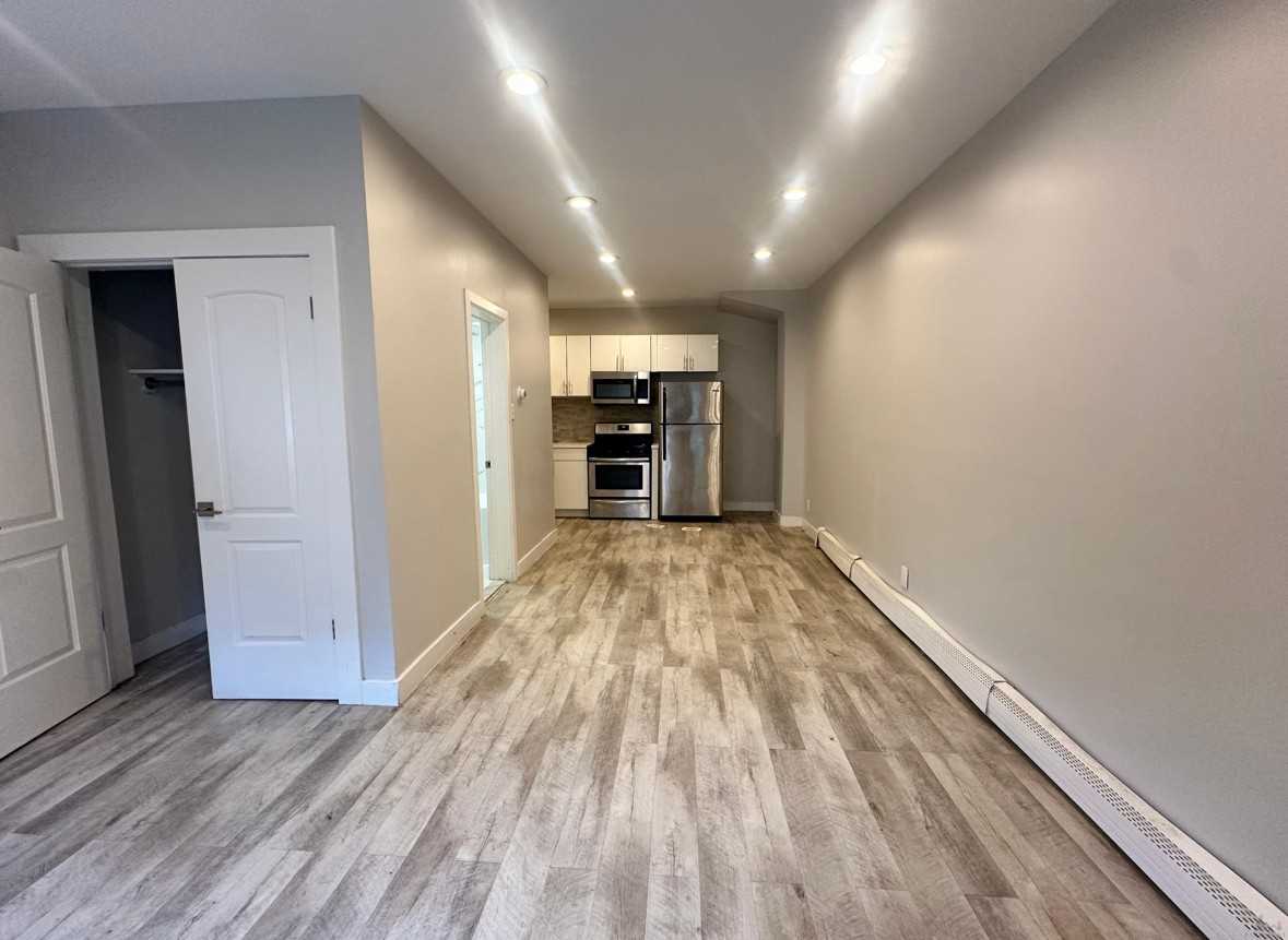 55 Graham St - Photo 3 of 4