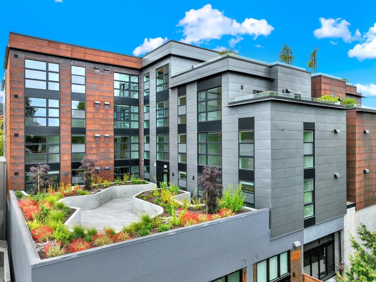 26FIFTY - Photo 7 of 50