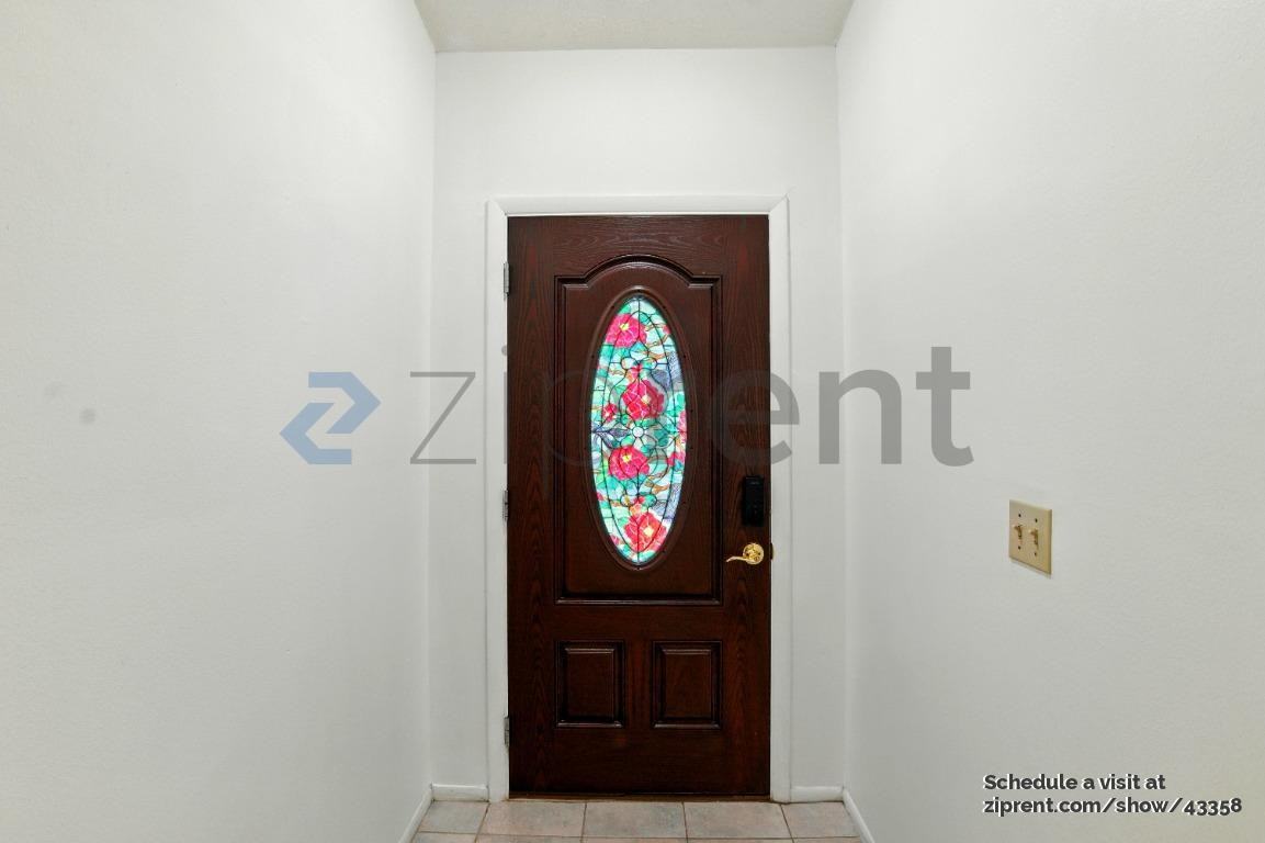 6805 S Sheridan Rd - Photo 6 of 41