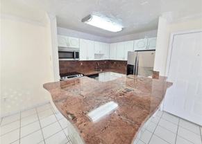 20681 NE Fourth Pl - Photo 1 of 1