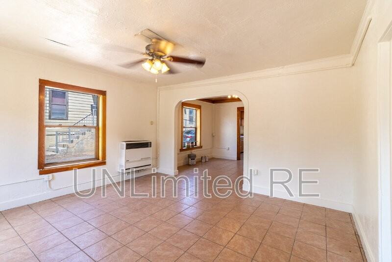 306 South Humphreys Street #MAIN - Photo 3 of 27