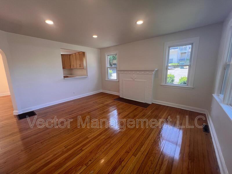 2628 State St - Photo 3 of 19