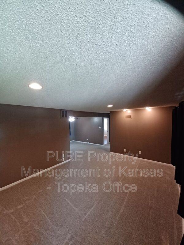 4227 Sw Drury Ln - Photo 3 of 34