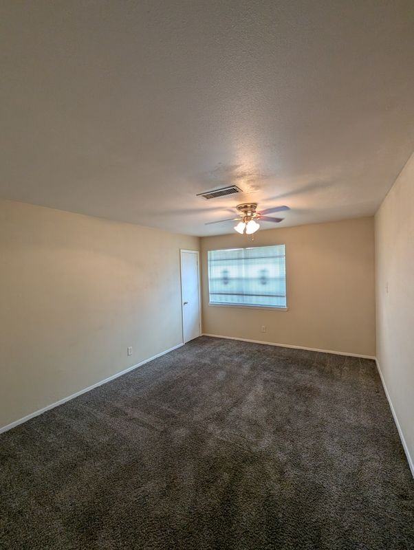 5203 Heathercrest St - Photo 2 of 2