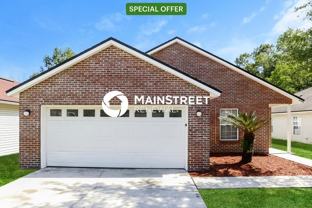 8566 Maple St - Photo 1 of 1
