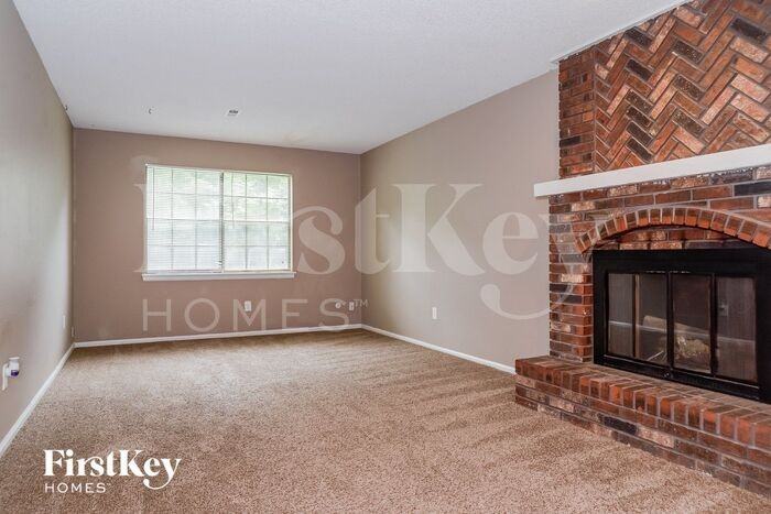 12512 E Silver Ln - Photo 3 of 15