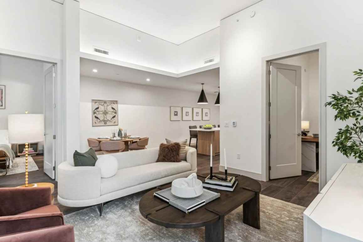 Maple Ave #2259C - Photo 3 of 17