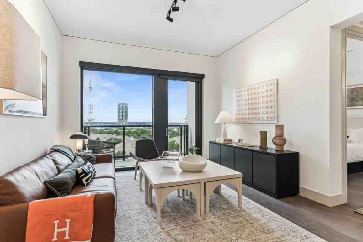 Maple Ave #2259C - Photo 4 of 17