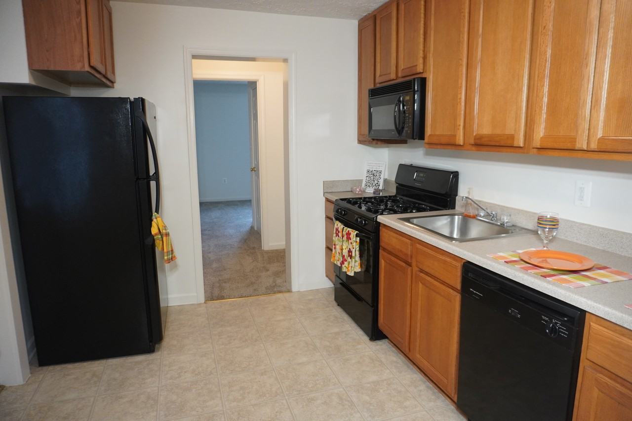 67 Swan St #NA - Photo 6 of 33