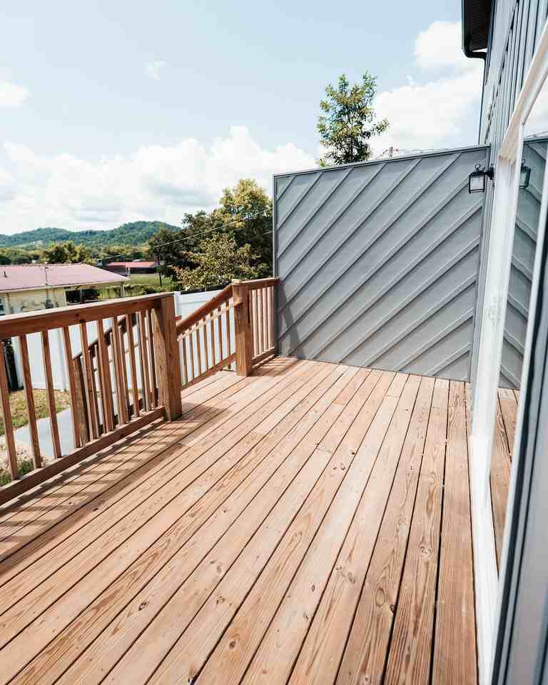 224 Hillcrest St #101 - Photo 3 of 19