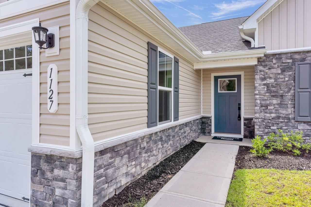 1127 Middle Crest Dr Ne #NA - Photo 4 of 45