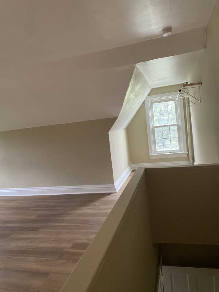 3127 Parkway Blvd #2 - Photo 2 of 18