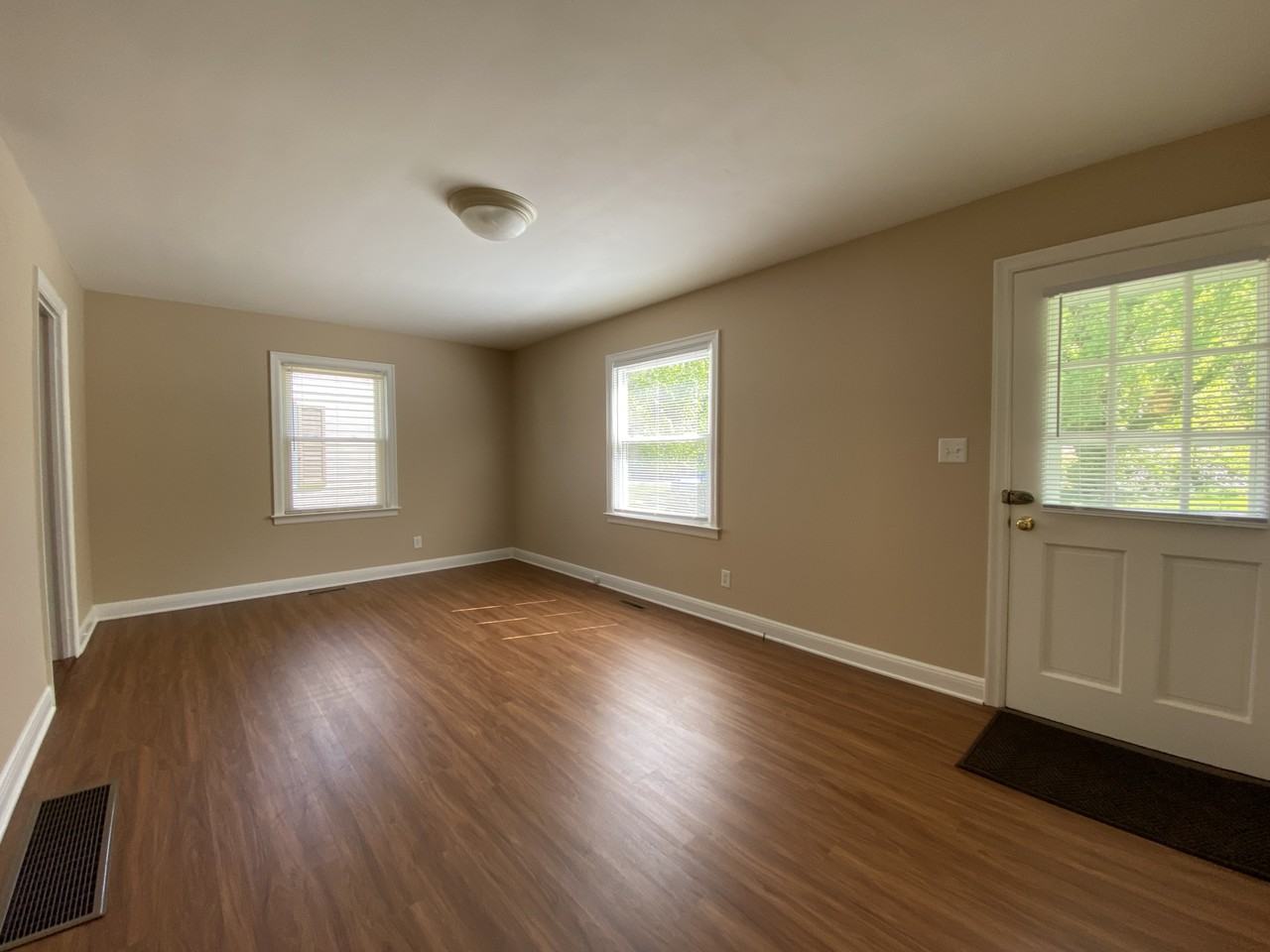 4308 Lancaster Ave #NA - Photo 3 of 12