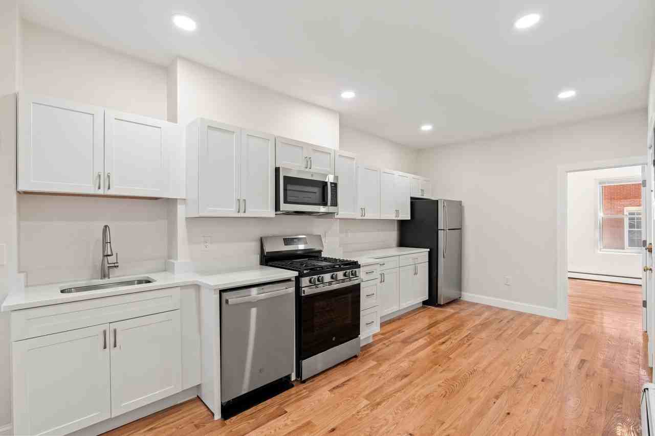 198 Salem Street #2 - Photo 3 of 20