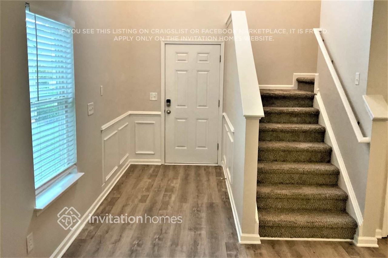 847 Rook Rd - Photo 2 of 15