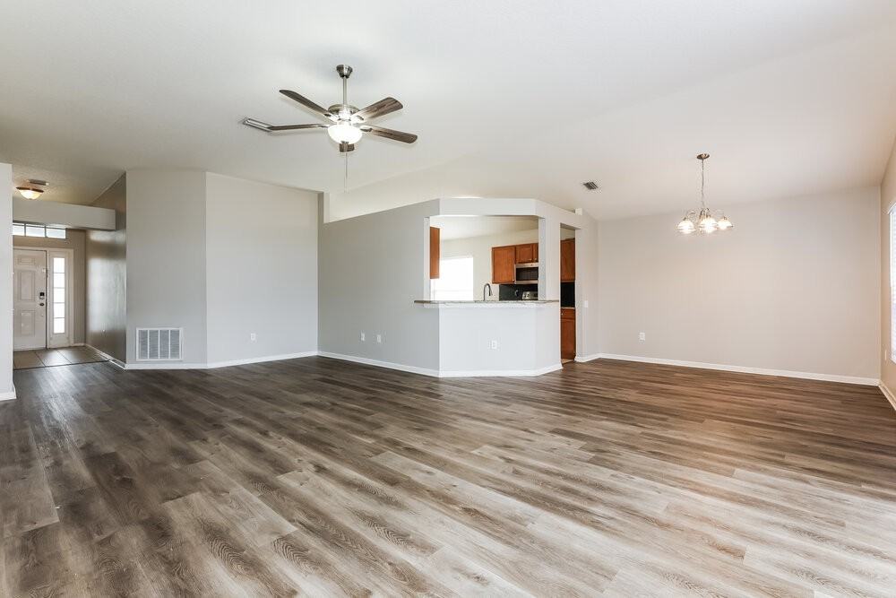 1106 Summer Breeze Dr - Photo 3 of 16