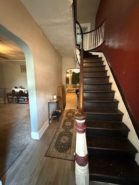 621 1/2 E Adams St - Photo 6 of 16