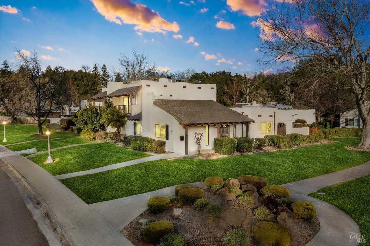 5258 El Mercado Pkwy - Photo 2 of 21