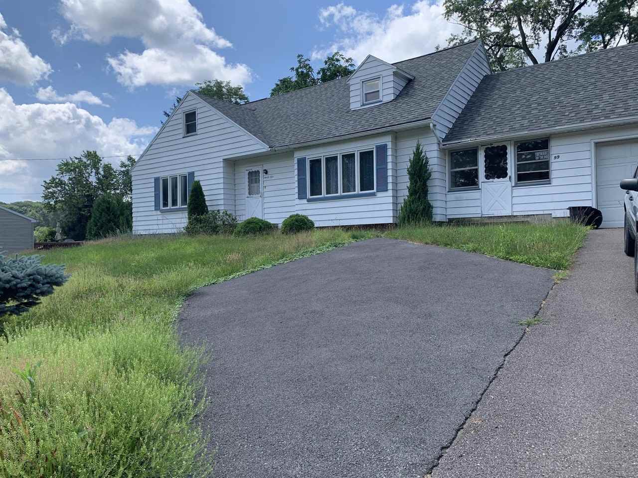 99 Davenport St - Photo 3 of 22