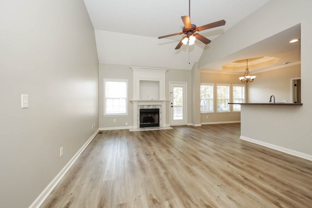 2625 Dorset St - Photo 5 of 17