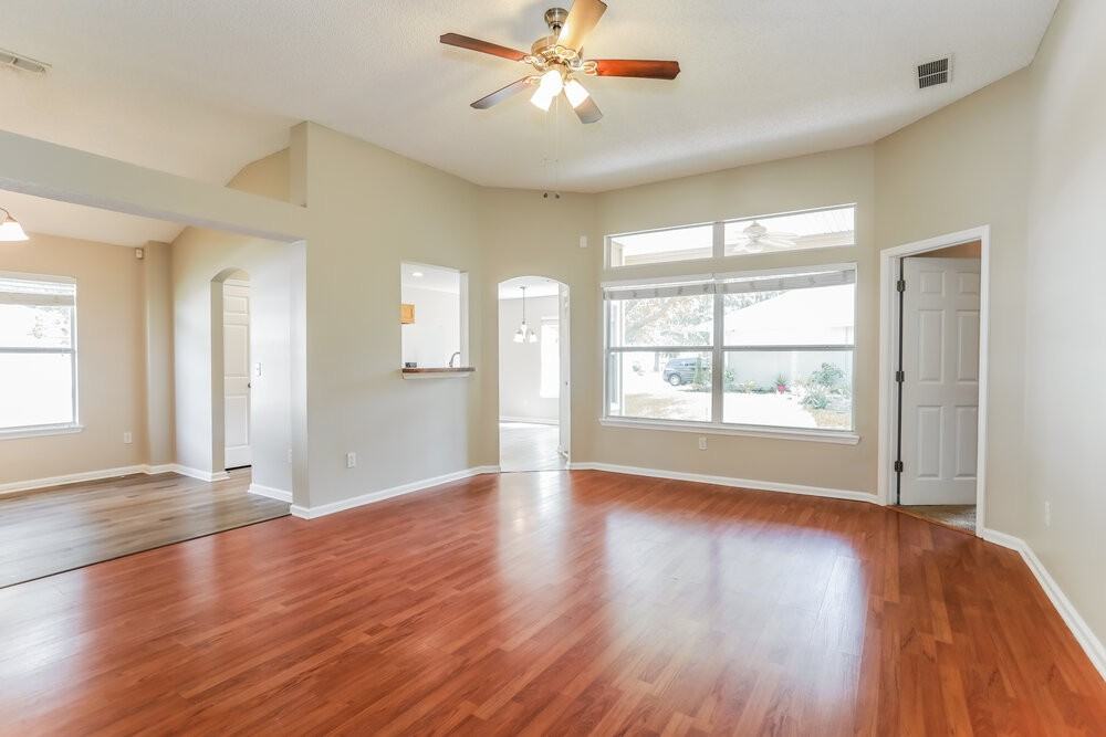 8059 Carisbrook Court - Photo 5 of 16